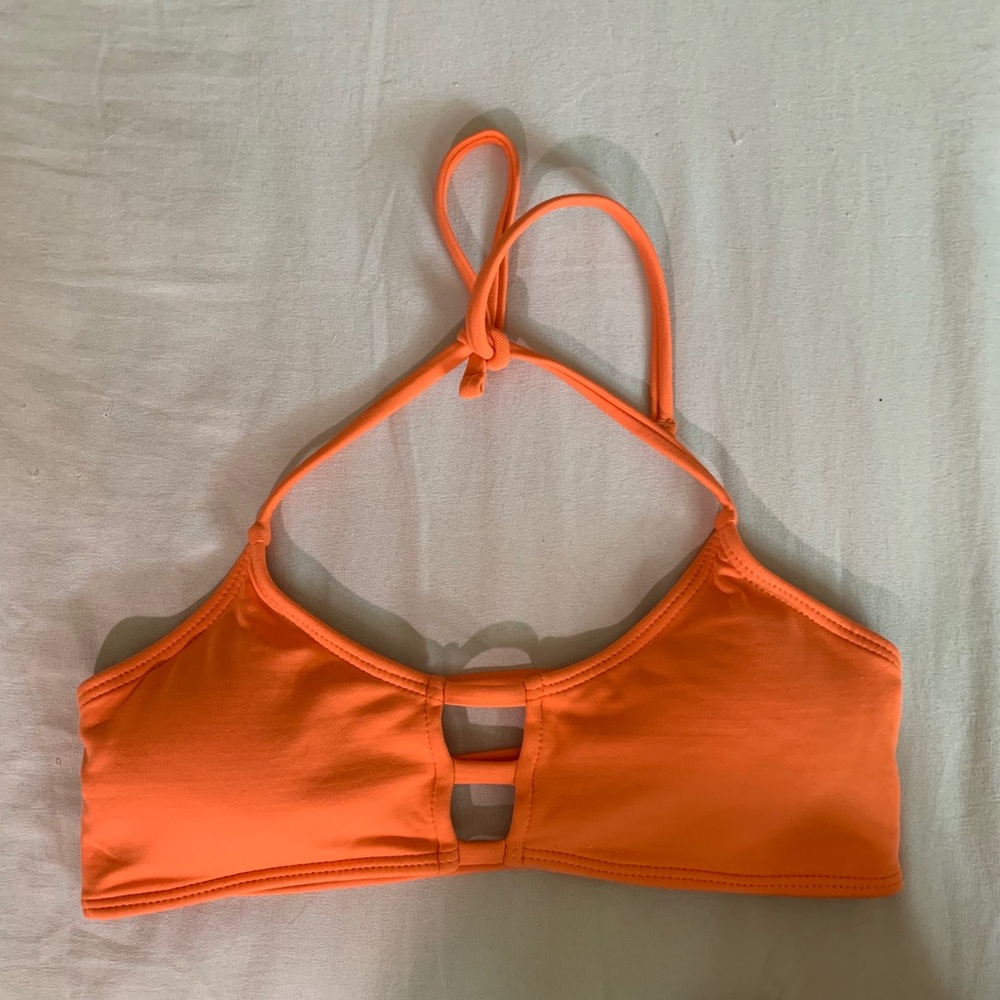 Midori bikini top